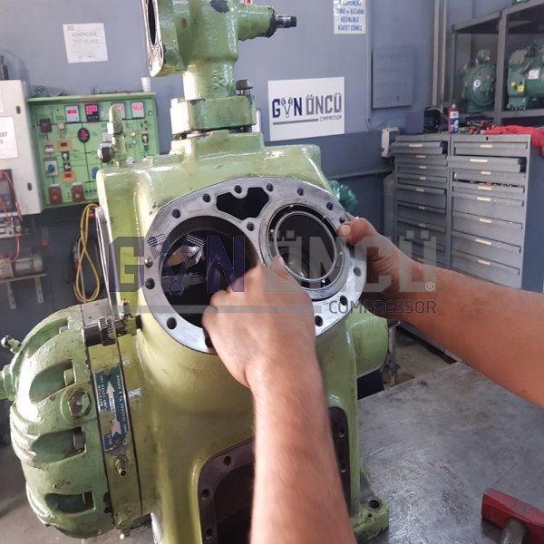 Pistonlu Kompresörler