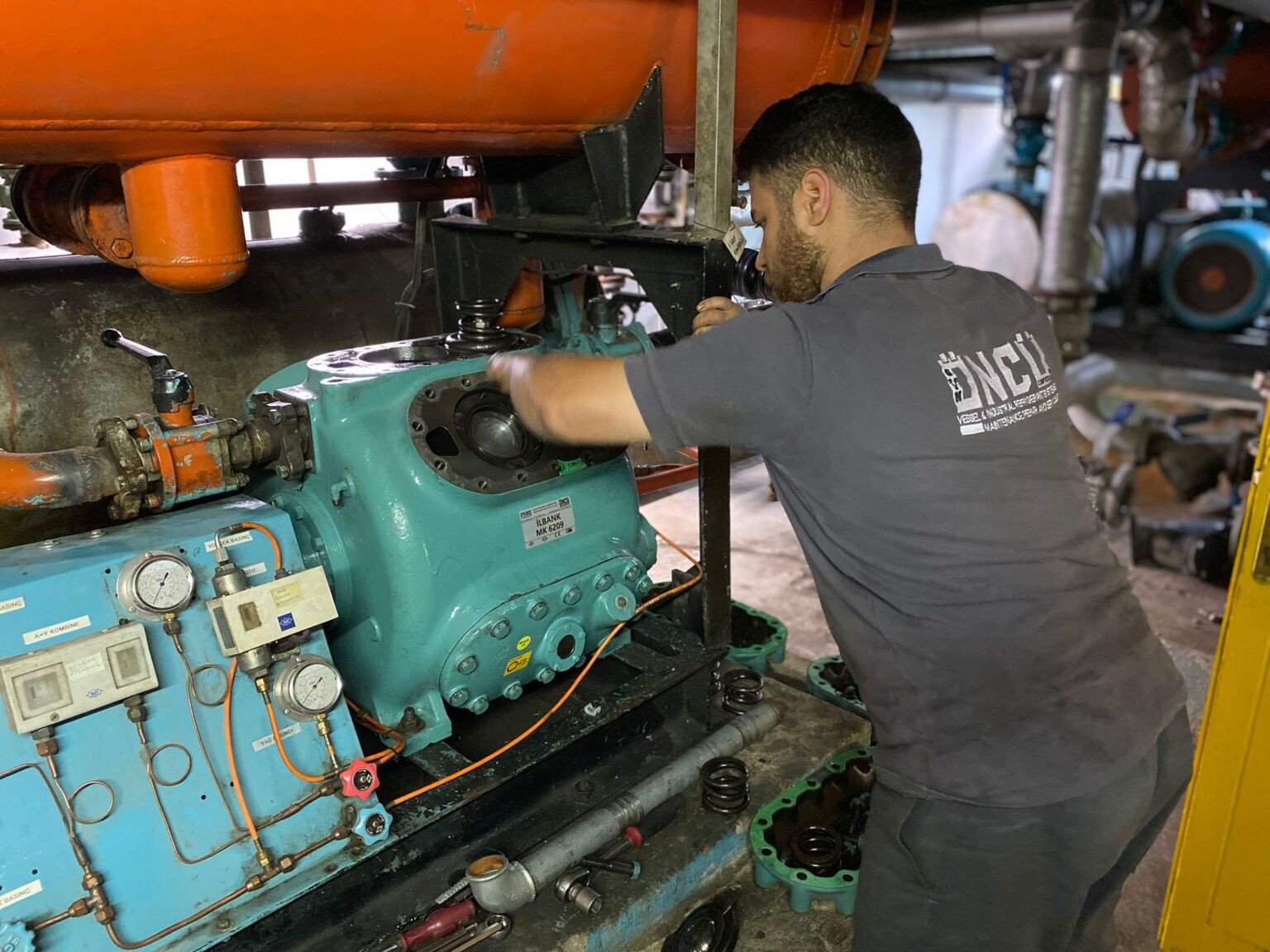 Kompresör Gövdesi ve Silindirler